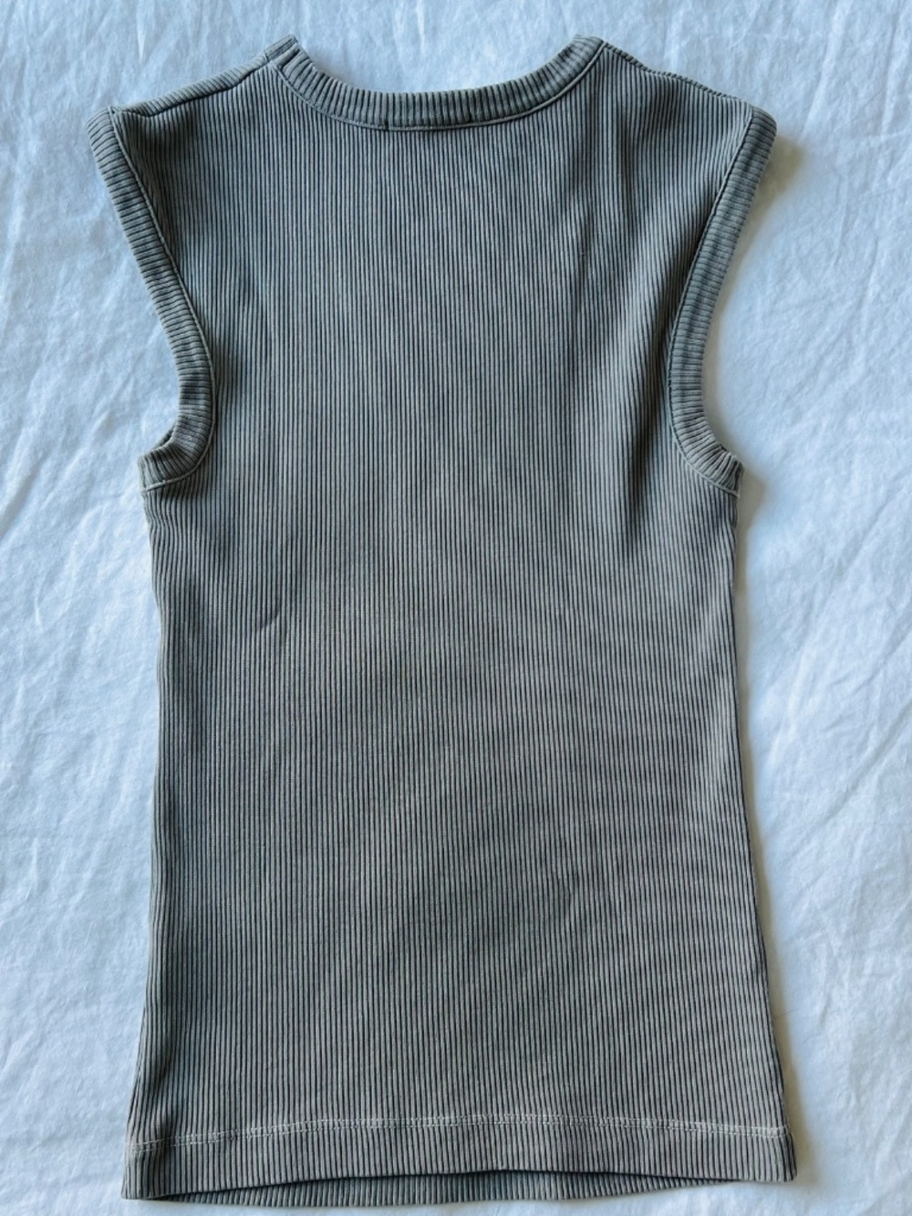 agolde cassidy tank - Picture 4 of 9